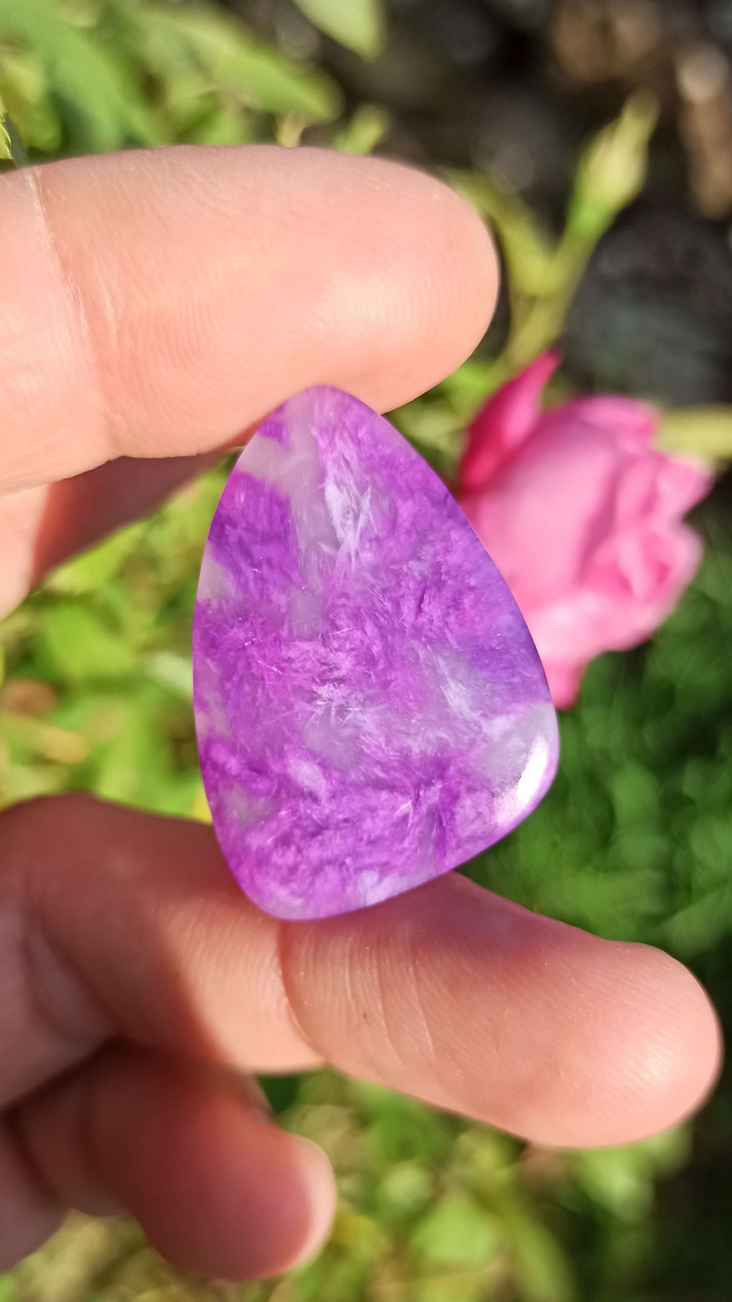 Cabochon Gel Sugilite