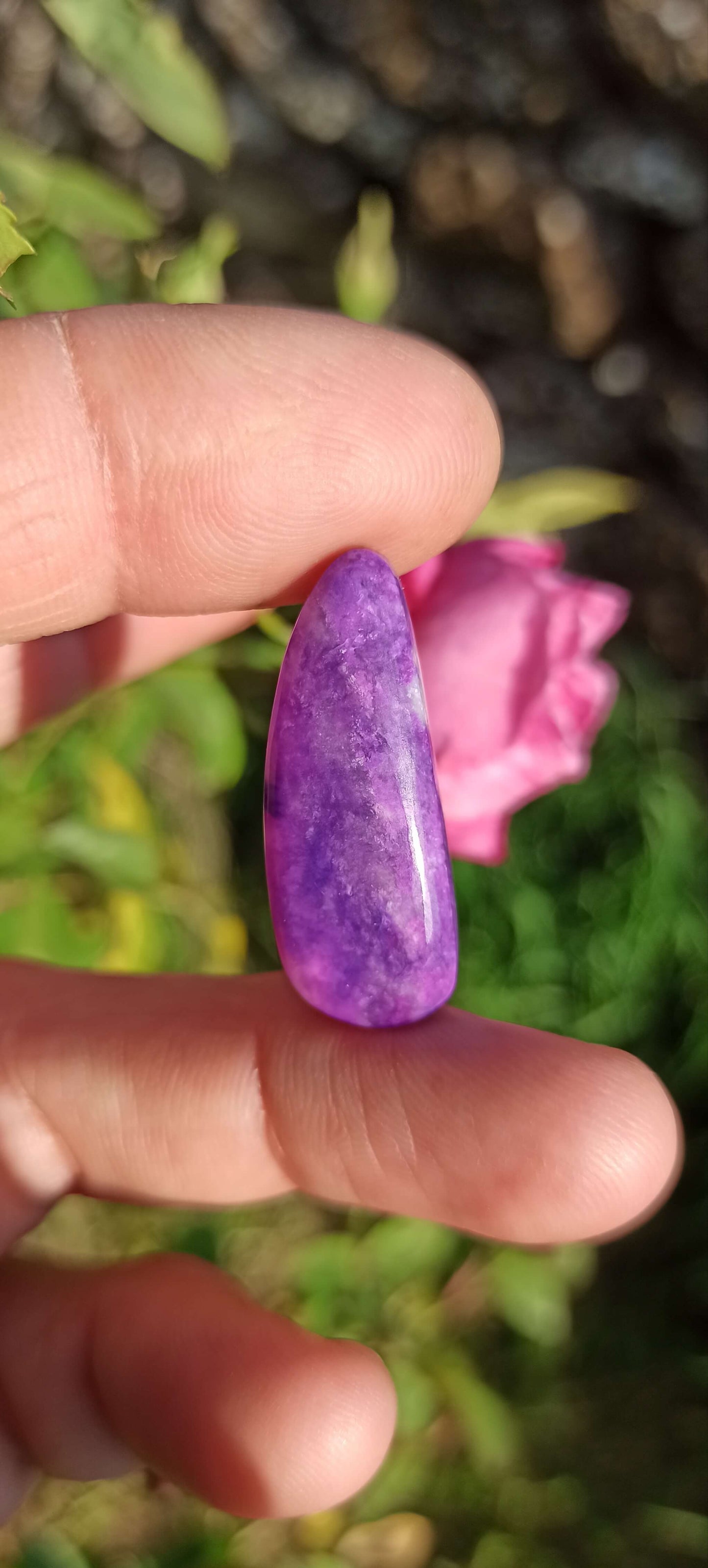 Cabochon Gel Sugilite