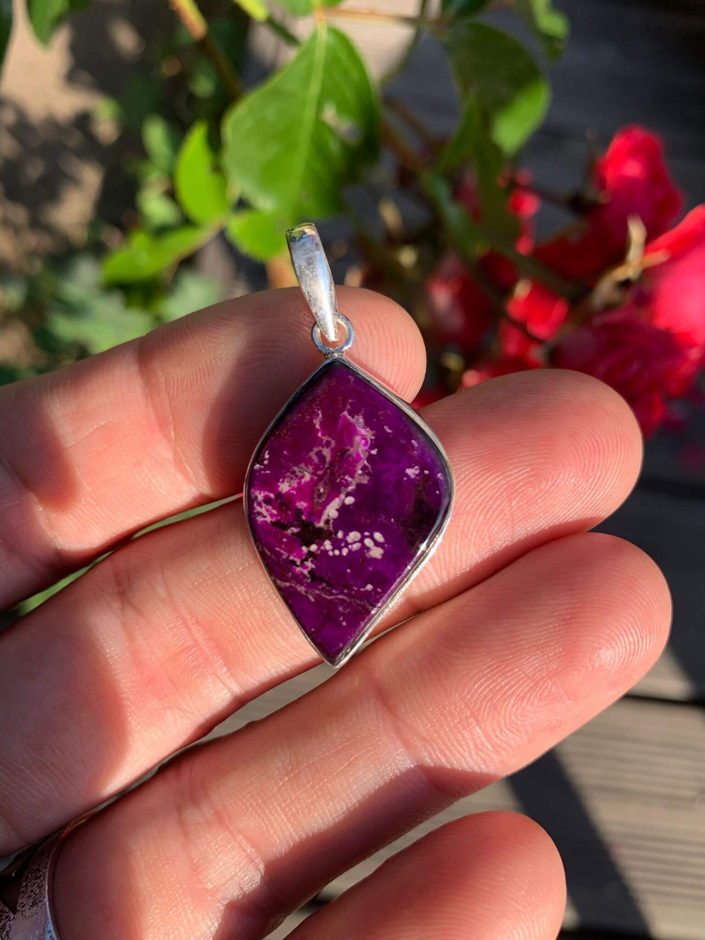 Pendentif Sugilite Feuille ~ Argent