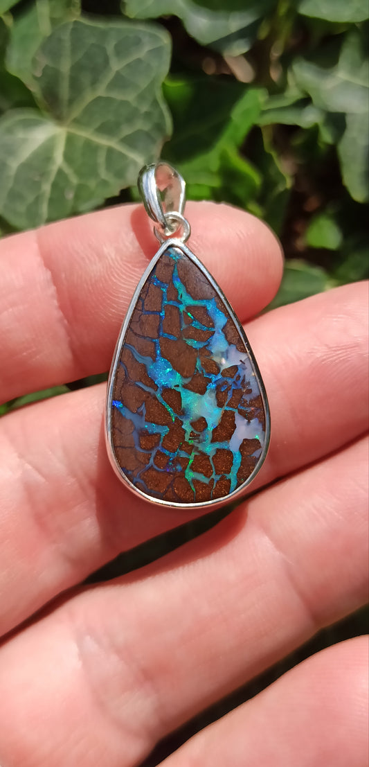 Pendentif Opale Boulder Australie