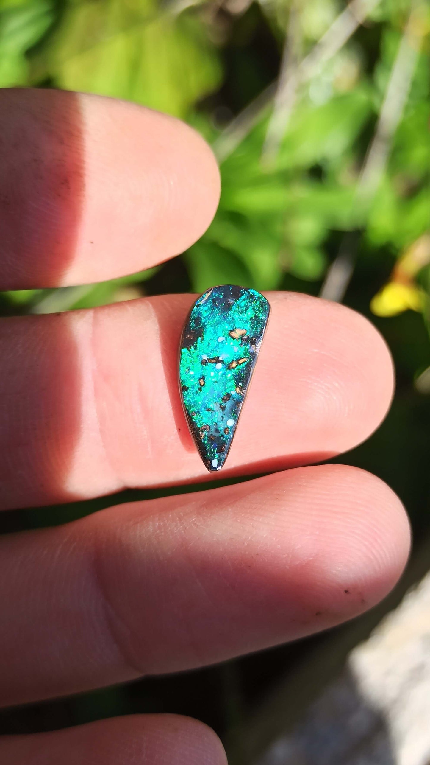 Super Bright Gemmy Boulder ~ Australie