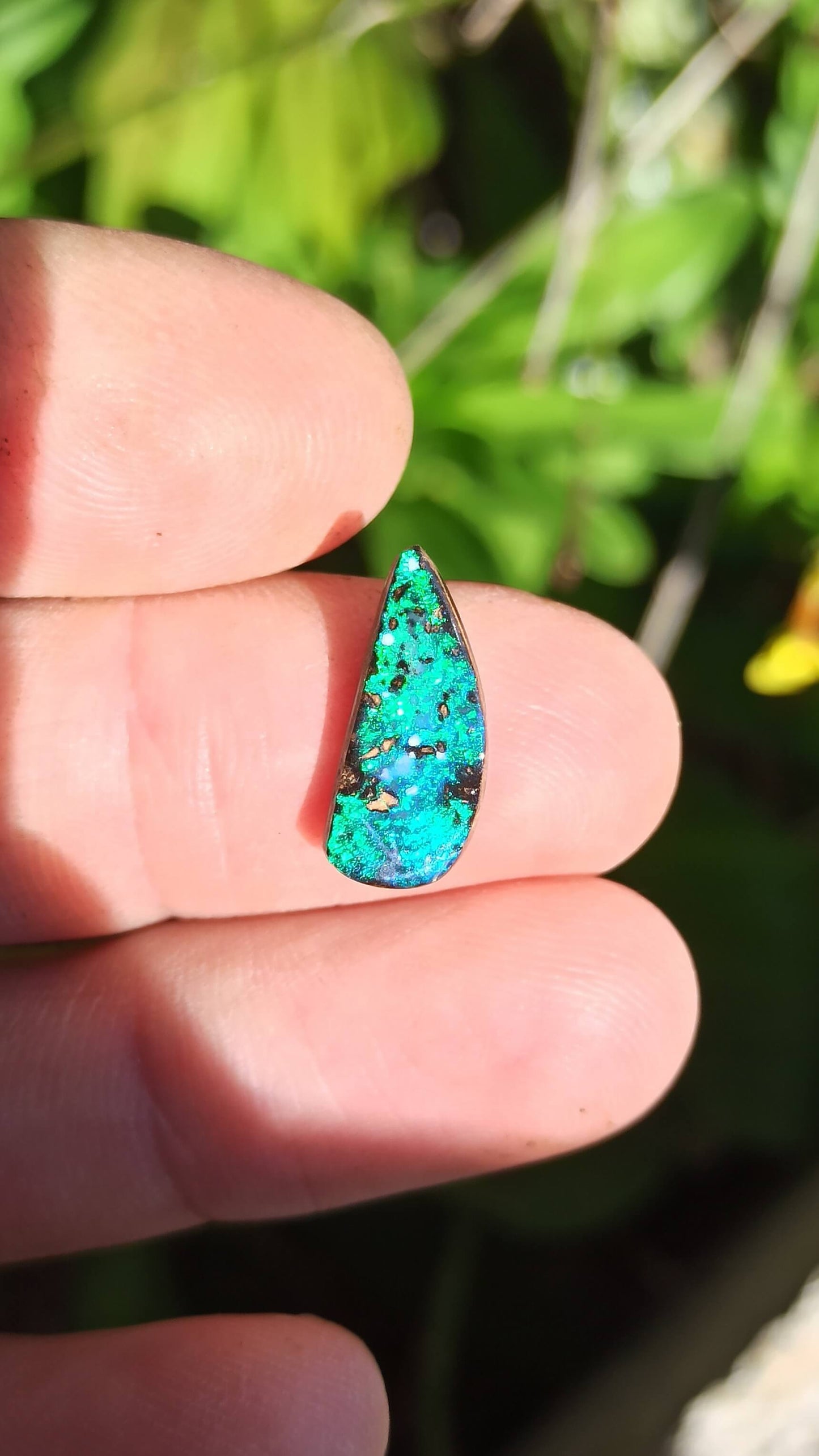 Super Bright Gemmy Boulder ~ Australie