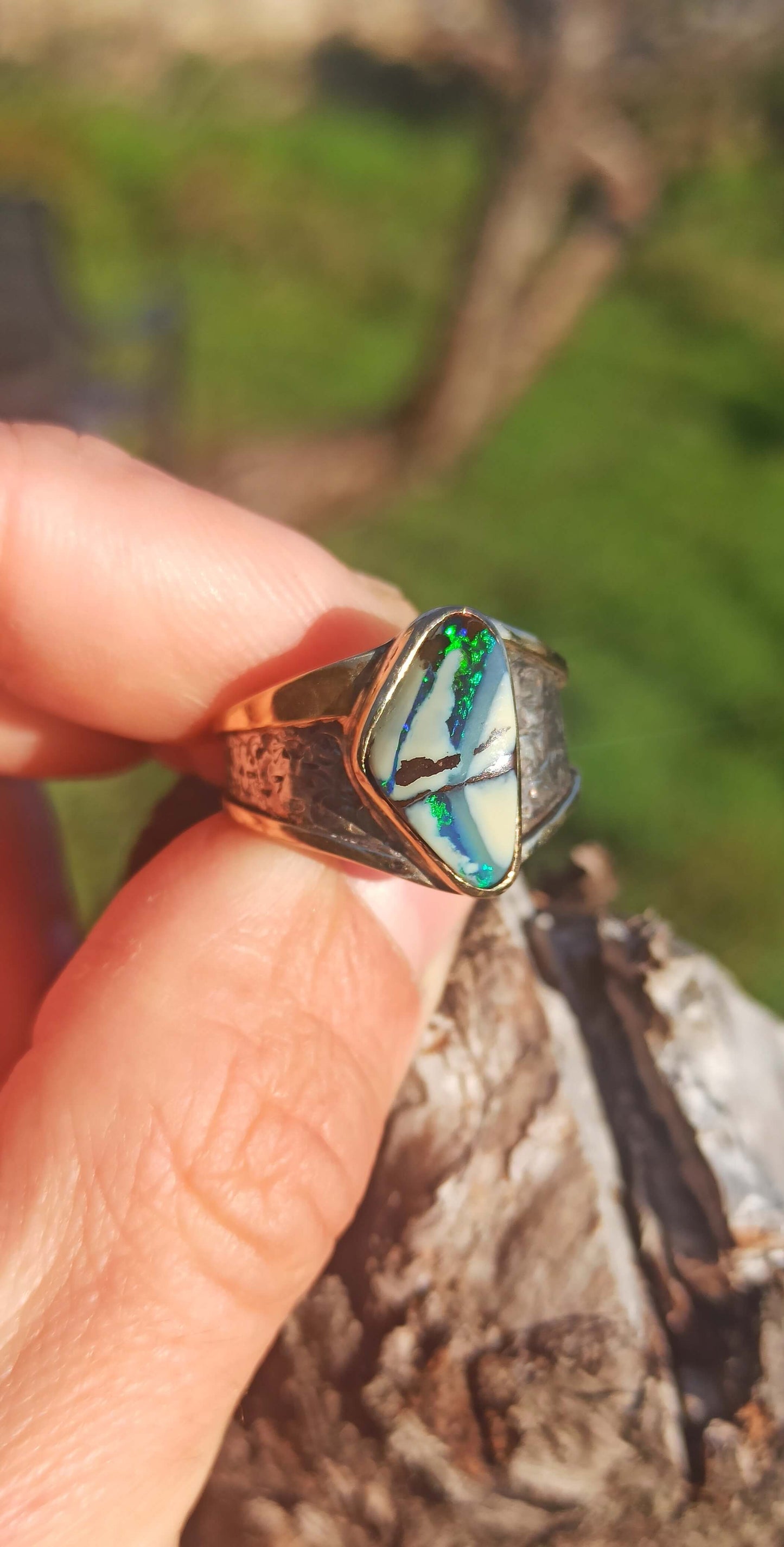 Bague Argent et Or 18cts ~ Opale Boulder, Australie
