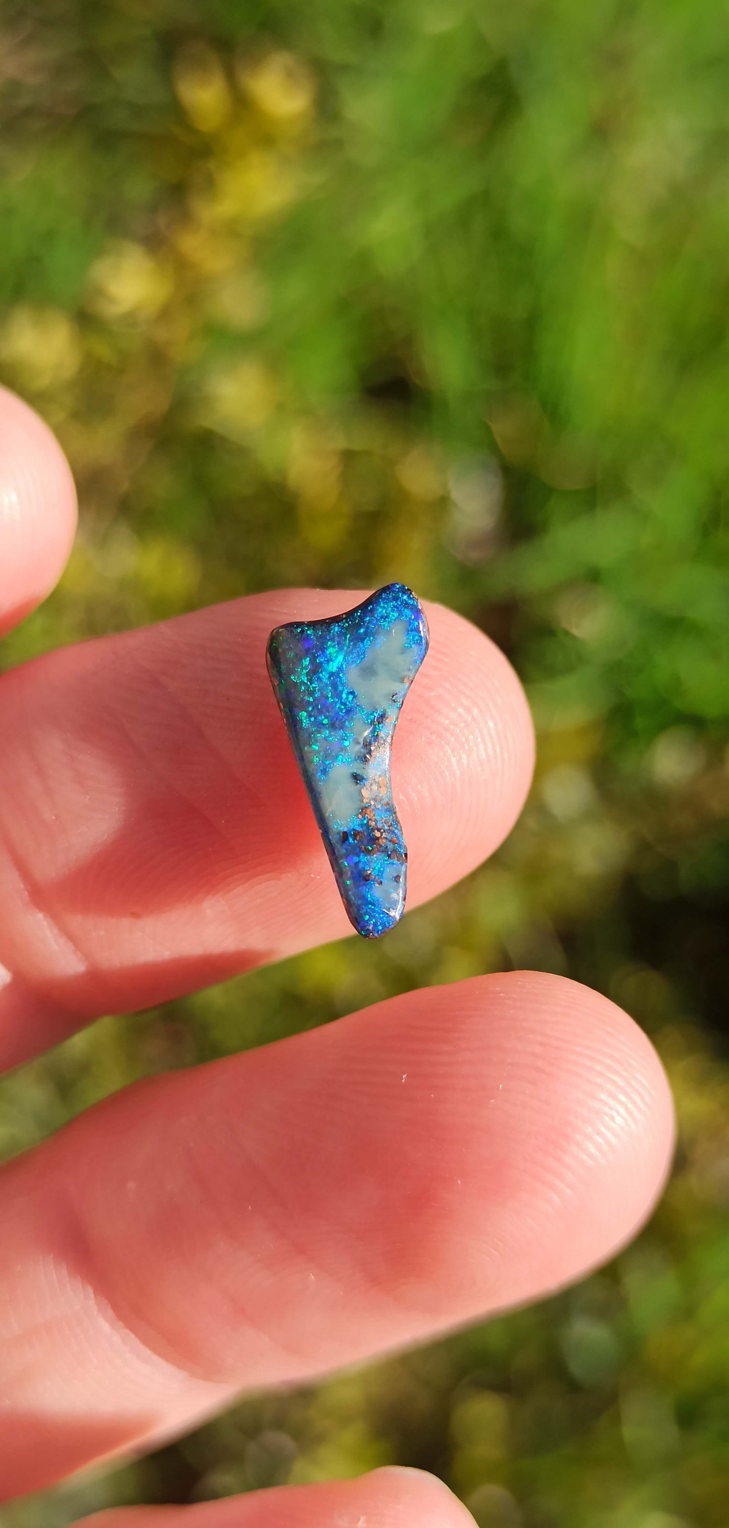 Petite Opale Boulder Freeform Bleu Océan ~ Winton