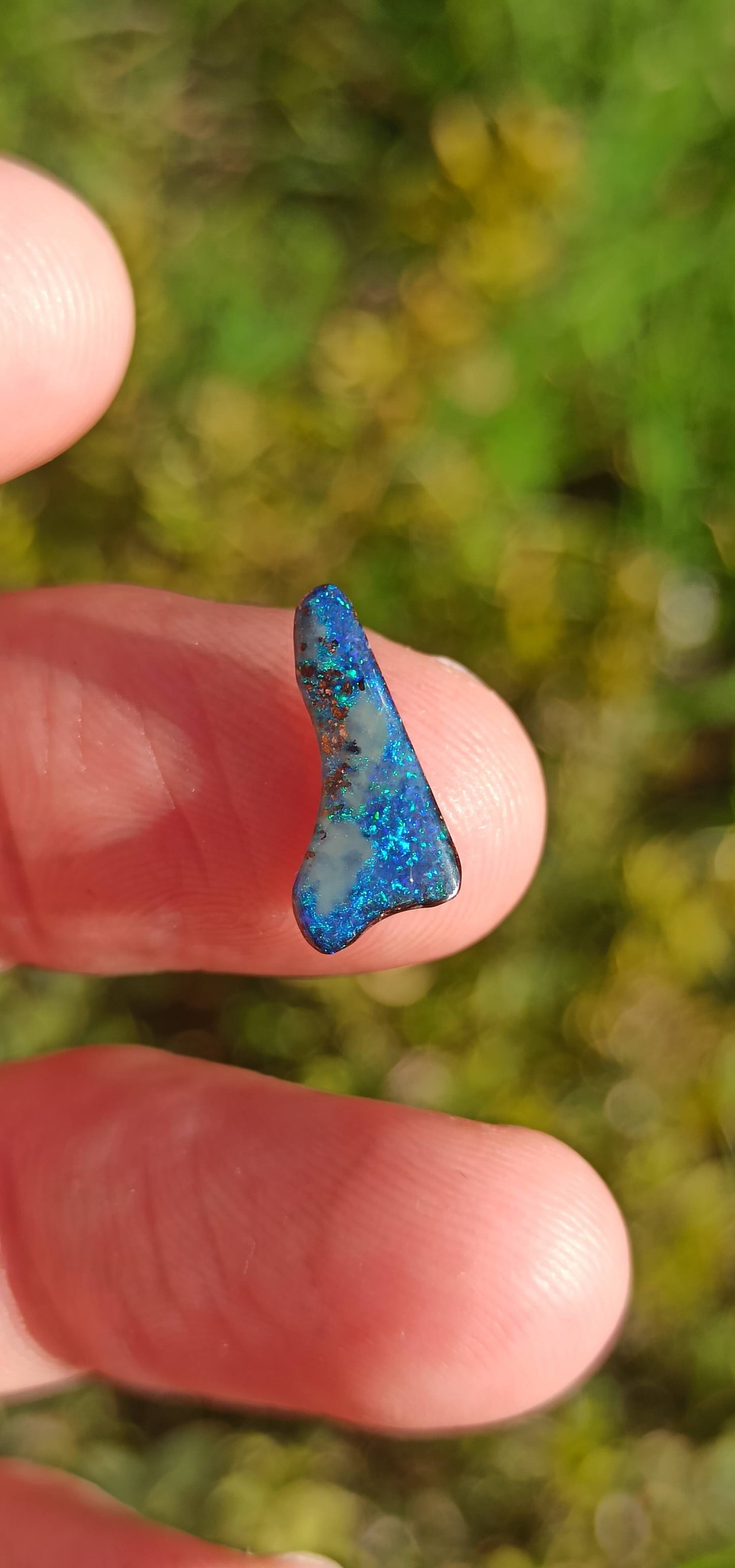 Petite Opale Boulder Freeform Bleu Océan ~ Winton