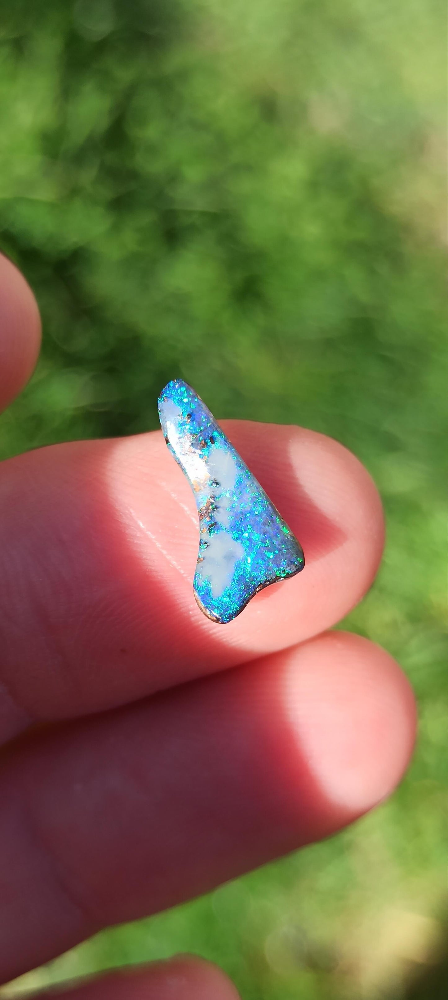 Petite Opale Boulder Freeform Bleu Océan ~ Winton