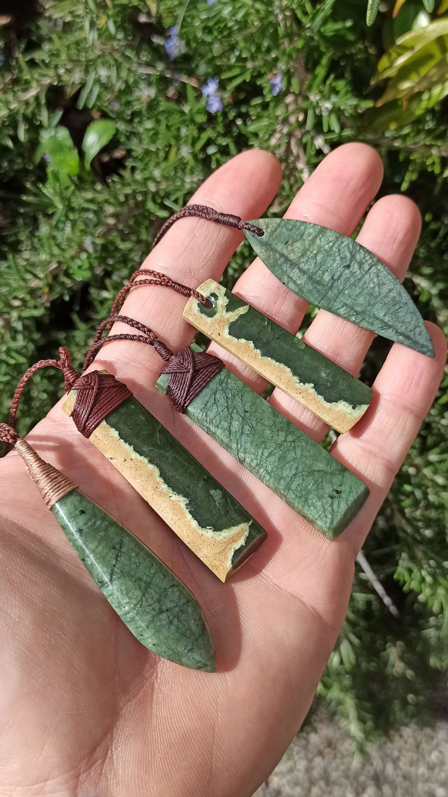 Pendentif Toki Dunite 🌿 Nouvelle Calédonie