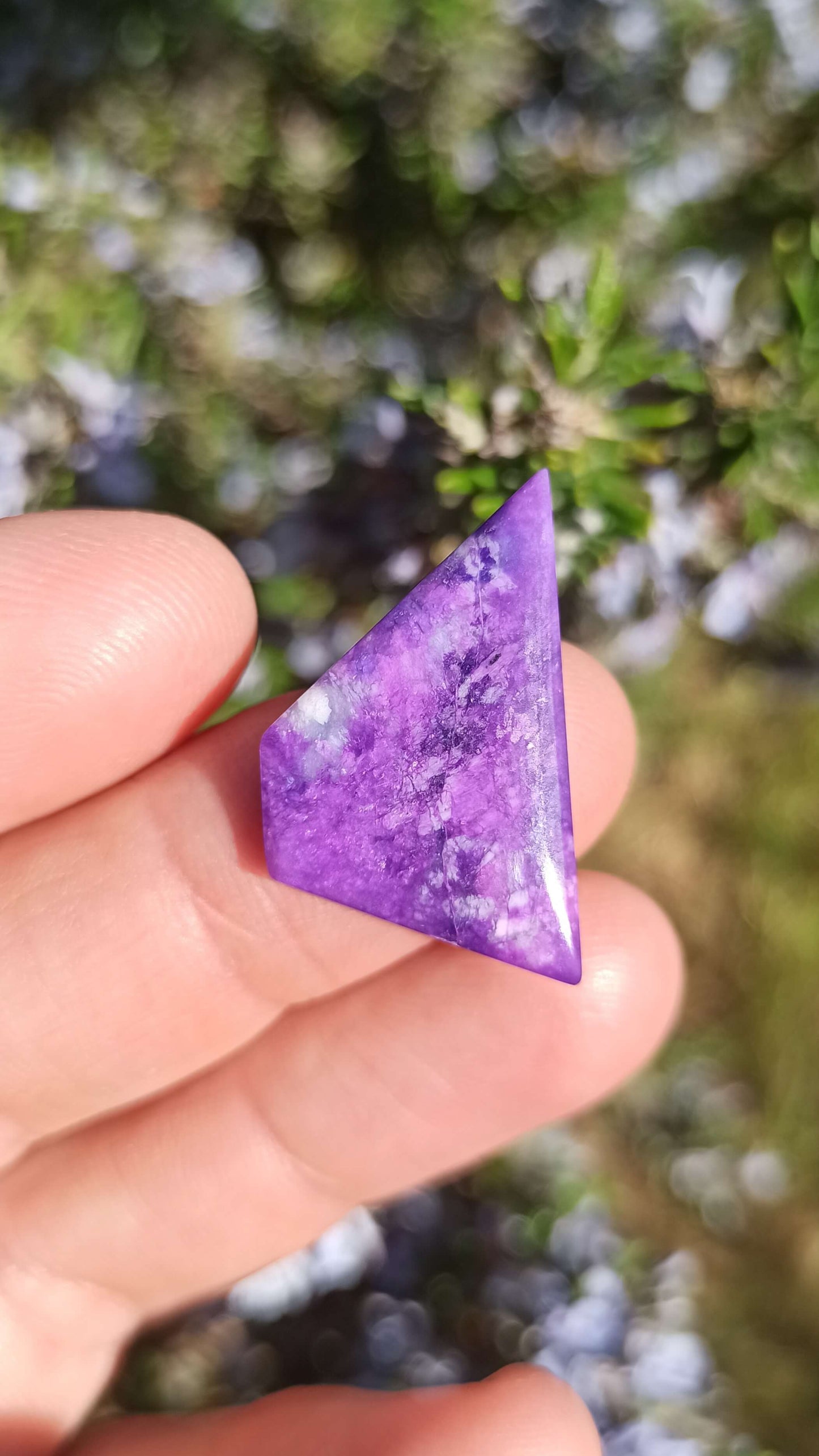 Cabochon Gel Sugilite