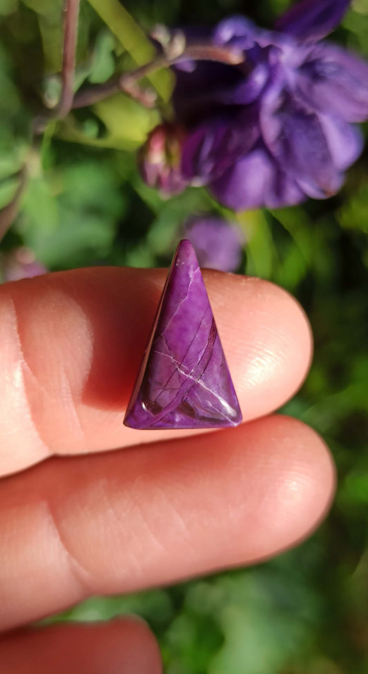 Cabochon Sugilite