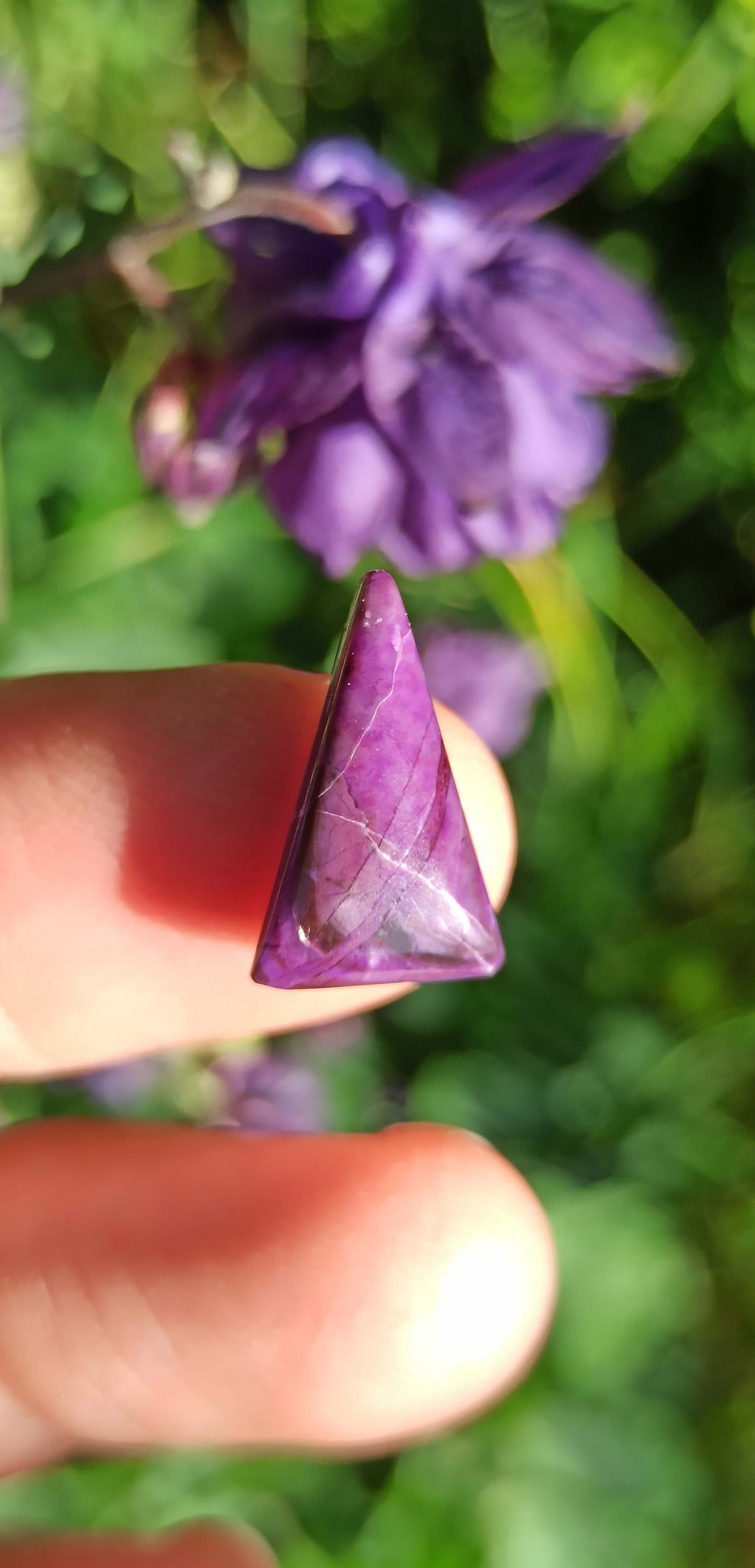 Cabochon Sugilite