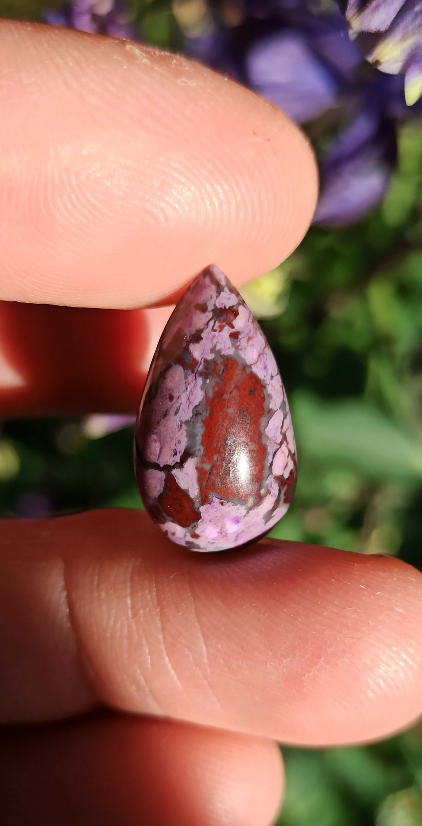 Cabochon Sugilite