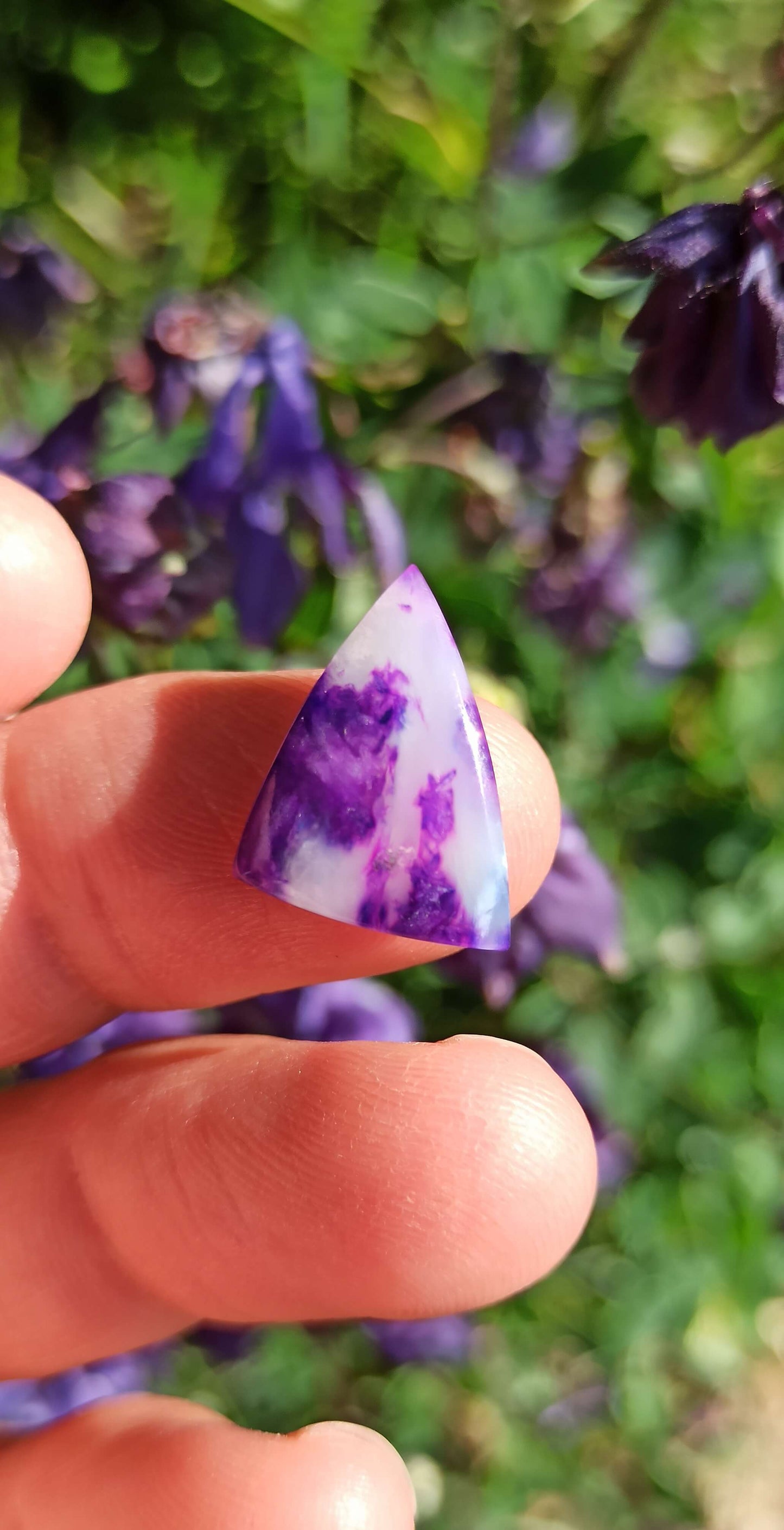 Cabochon Sugilite Gel