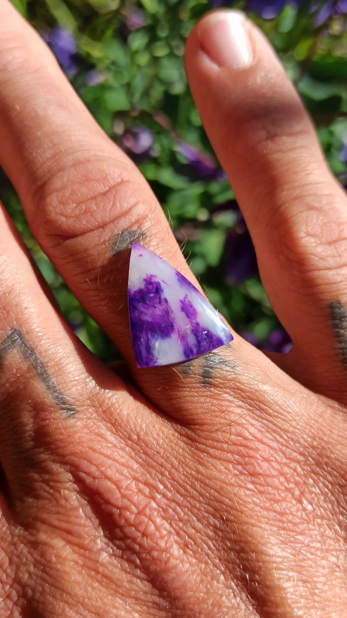 Cabochon Sugilite Gel