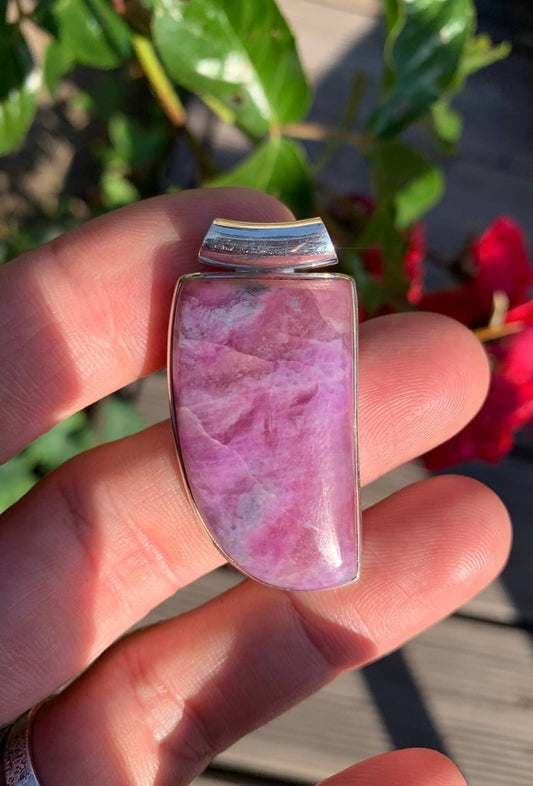 Pendentif Sugilite Rose ~ Argent 925