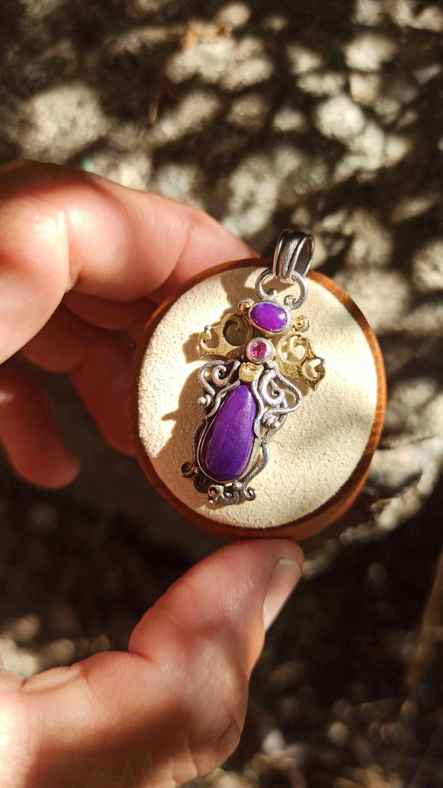 Pendentif Sugilite Gel & Rubis 😍