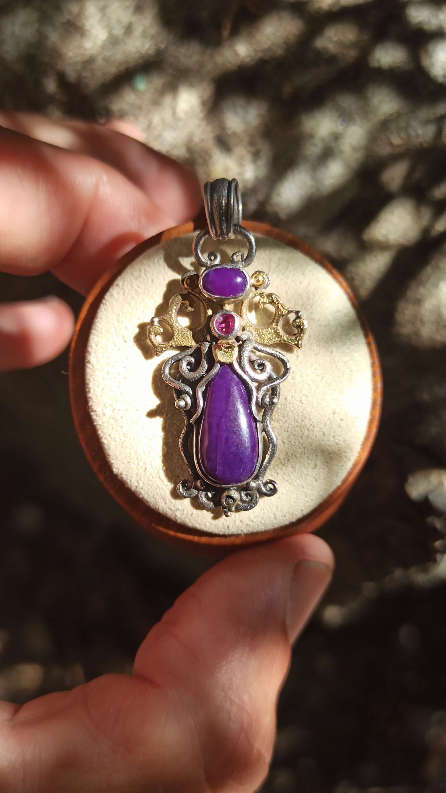 Pendentif Sugilite Gel & Rubis 😍