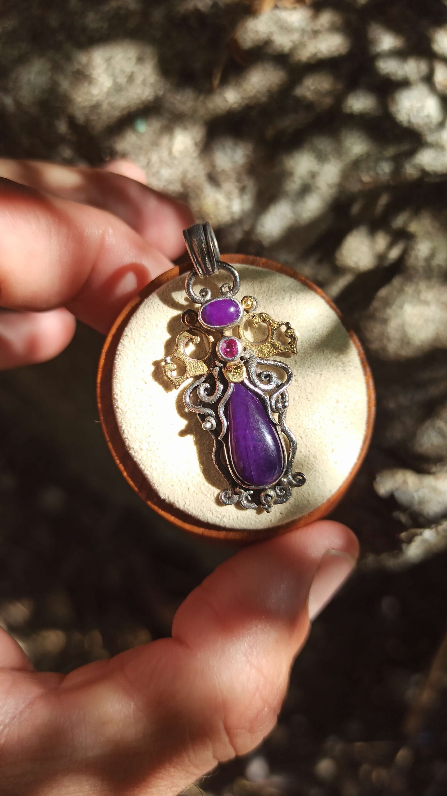Pendentif Sugilite Gel & Rubis 😍
